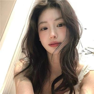 老妇与鸽子